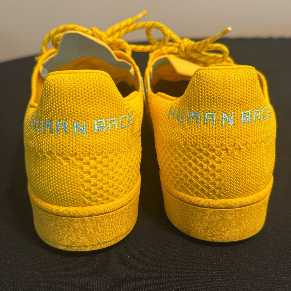 Adidas Pharrell Williams Superstar Primeknit Men’s Size 11 “Bold Gold” - Picture 4 of 5